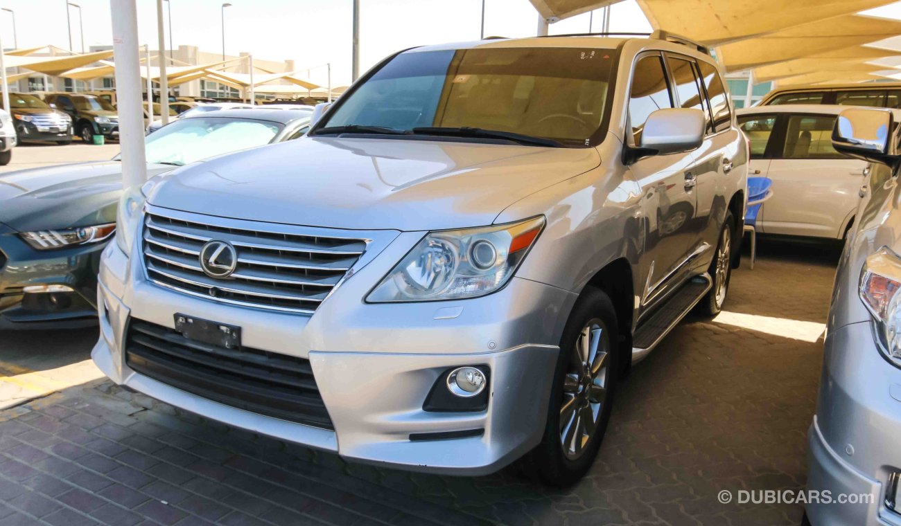 Lexus LX570