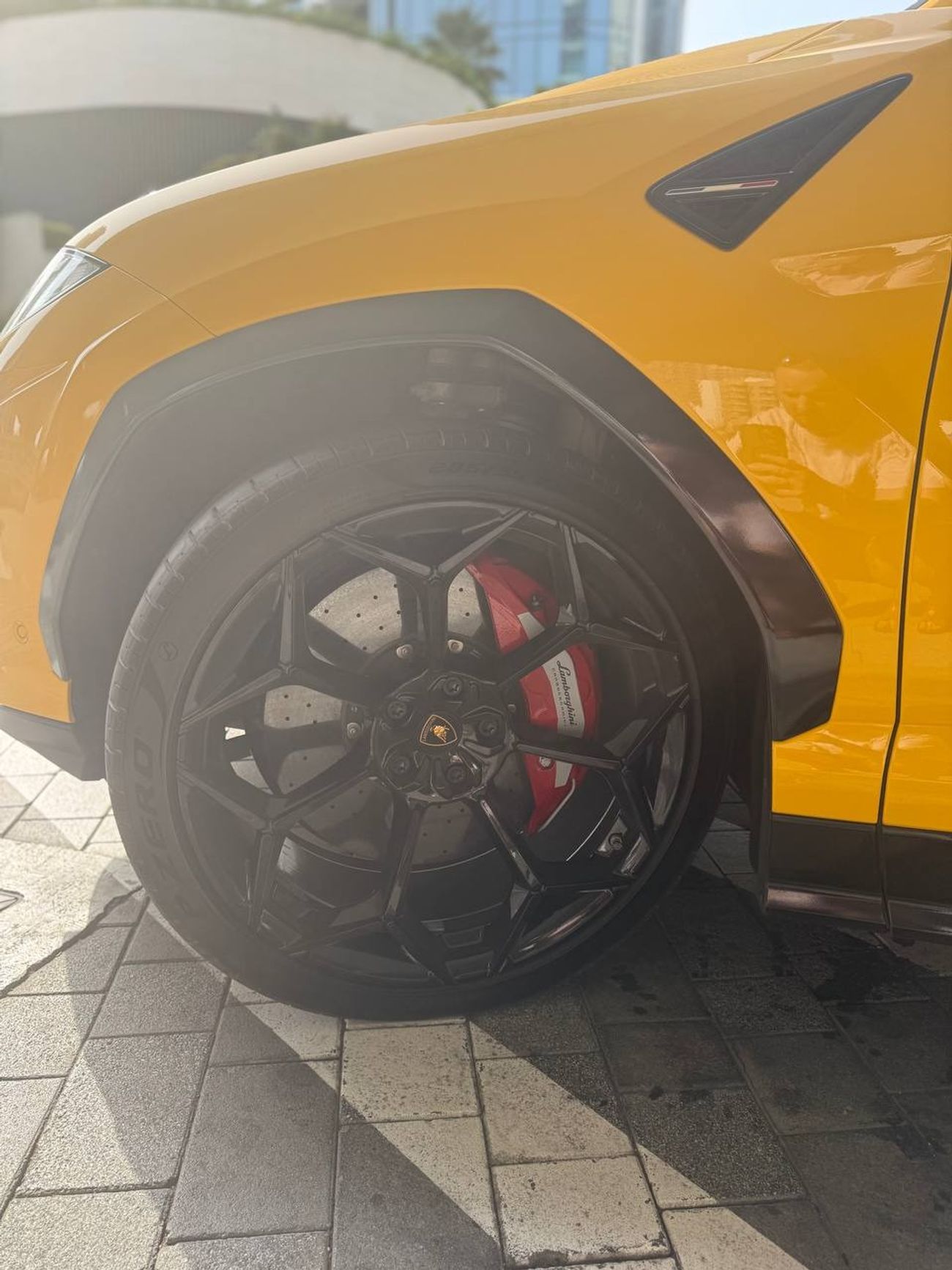 لامبورغيني اوروس 4.0T V8