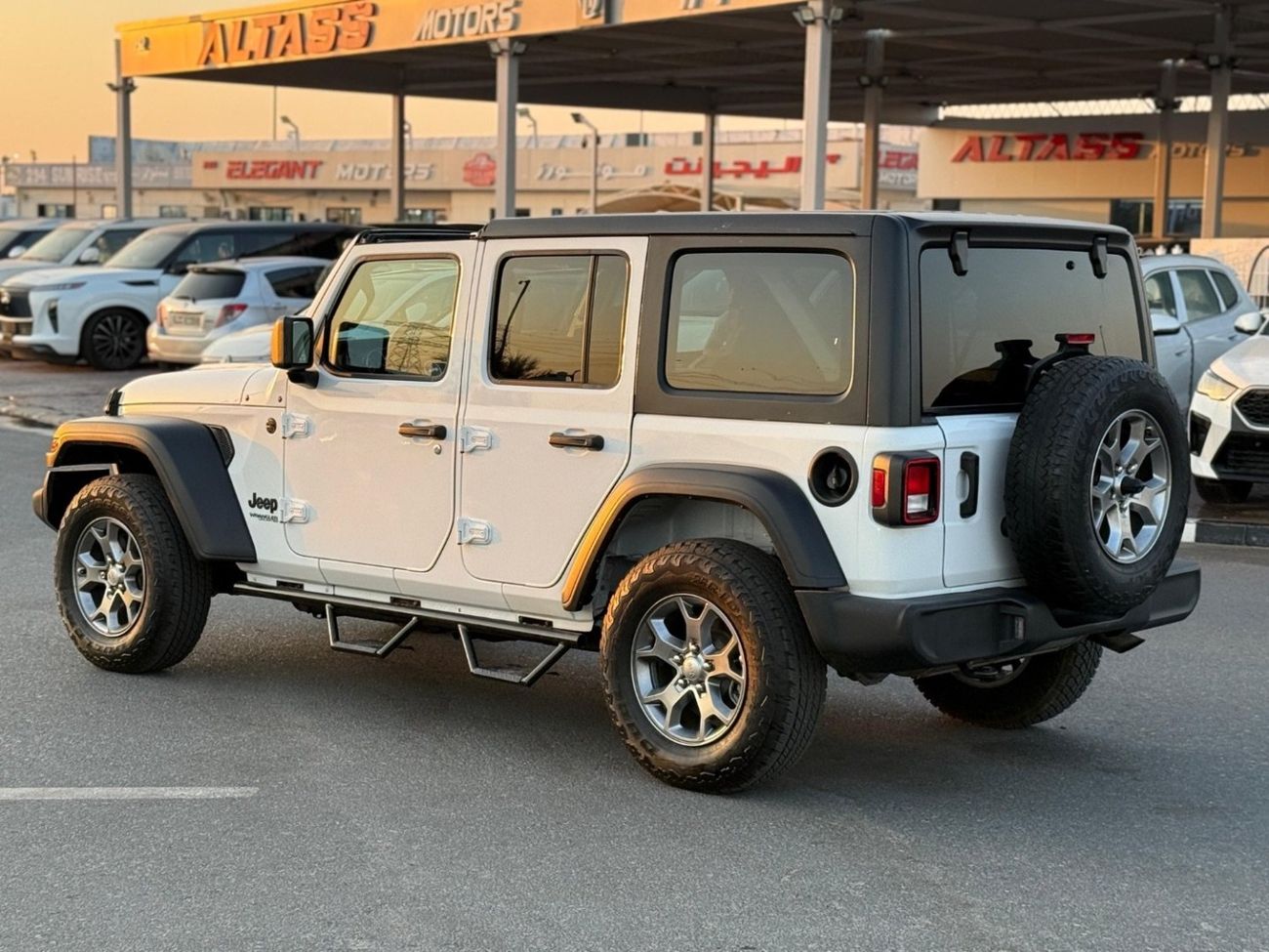 جيب رانجلر Unlimited Sport S 2.0L A/T
