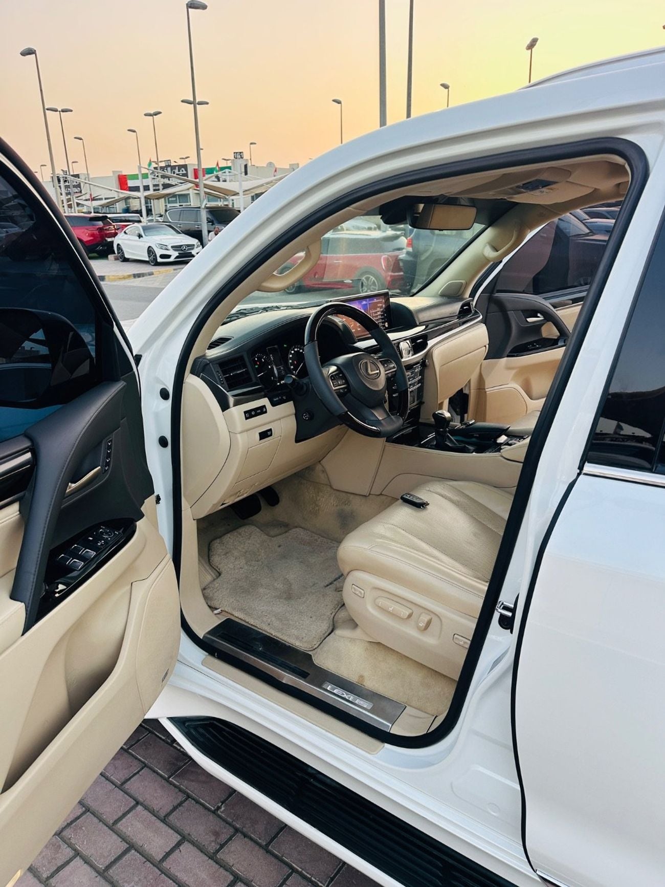 Lexus LX 570