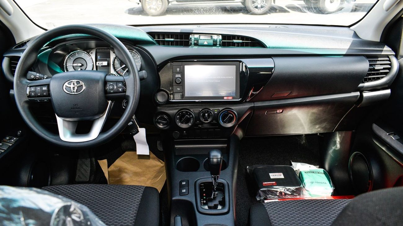 Toyota Hilux Double Cab 2.4L Diesel Manual