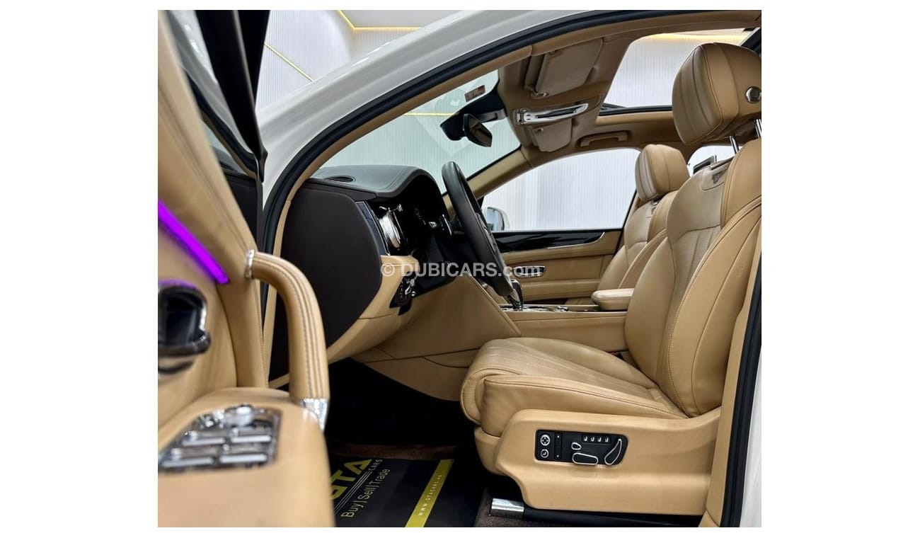 Bentley Bentayga 2019 Bentley Bentayga V8, March 2024 Bentley Warranty, Full Bentley Service History, GCC