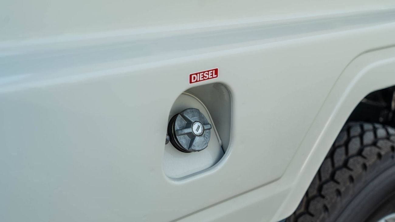 Toyota Land Cruiser Pick Up Lc 79 | 2.8 Diesel | v4 | MT | 2025 | Export Only