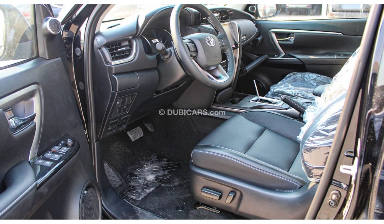 تويوتا فورتونر 2.8L V4 Turbo ABS 3x Airbags AT(EXPORT ONLY)