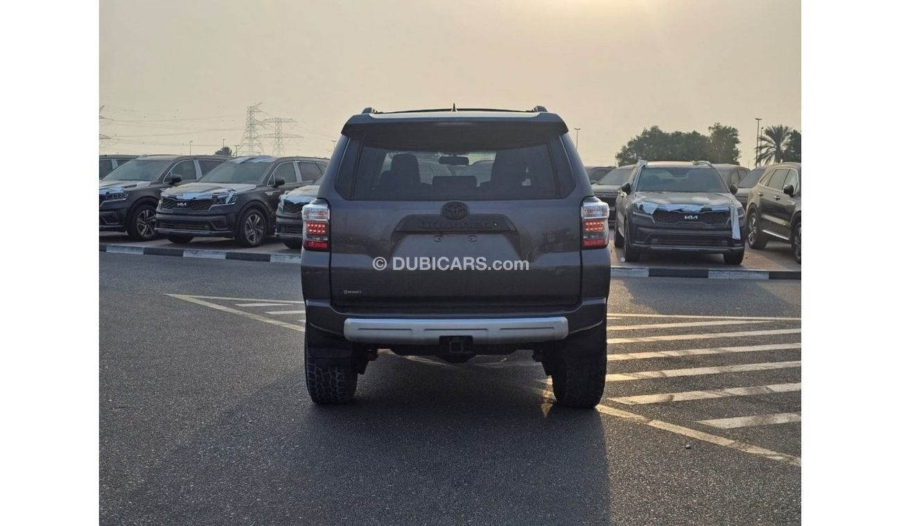 Toyota 4Runner *Offer*2018 Toyota 4Runner Off Road TRD Full Option 4.0L V6 /