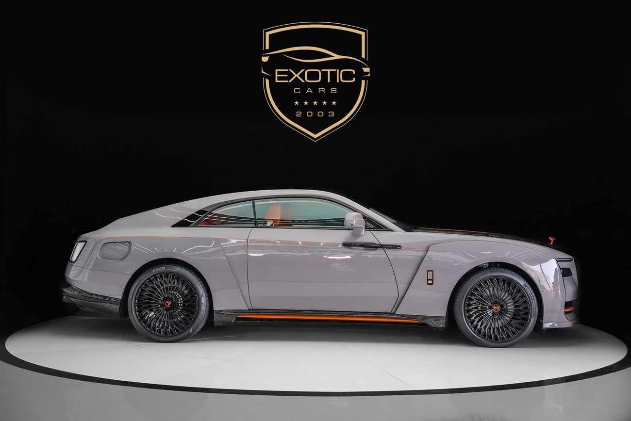 Rolls-Royce Spectre Coupe VENUUM