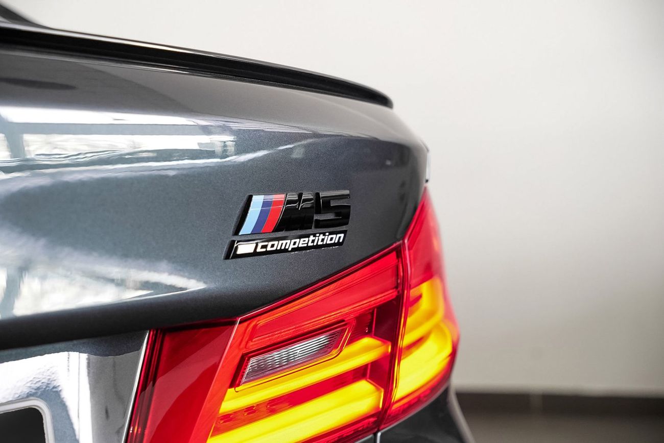 BMW M5 Competition 4.4L (617 HP)