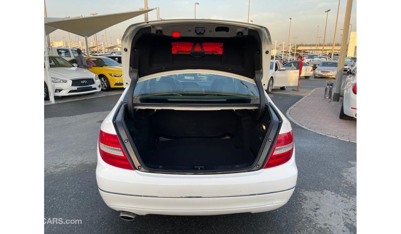 Mercedes-Benz C 200 Std Mercedes C200_Gcc_2013_Excellent_Condition _Full option