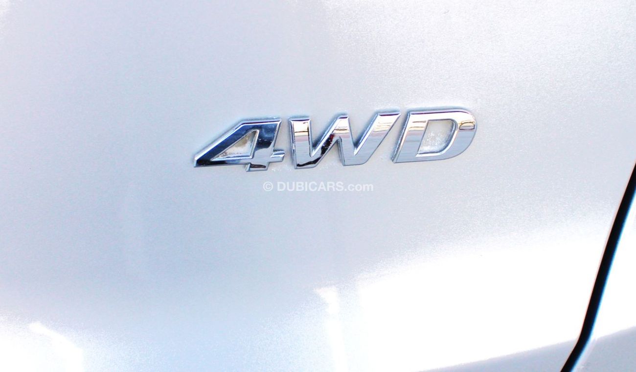 Hyundai Santa Fe GL Hyundai Santa Fe 2014 GCC, in excellent condition