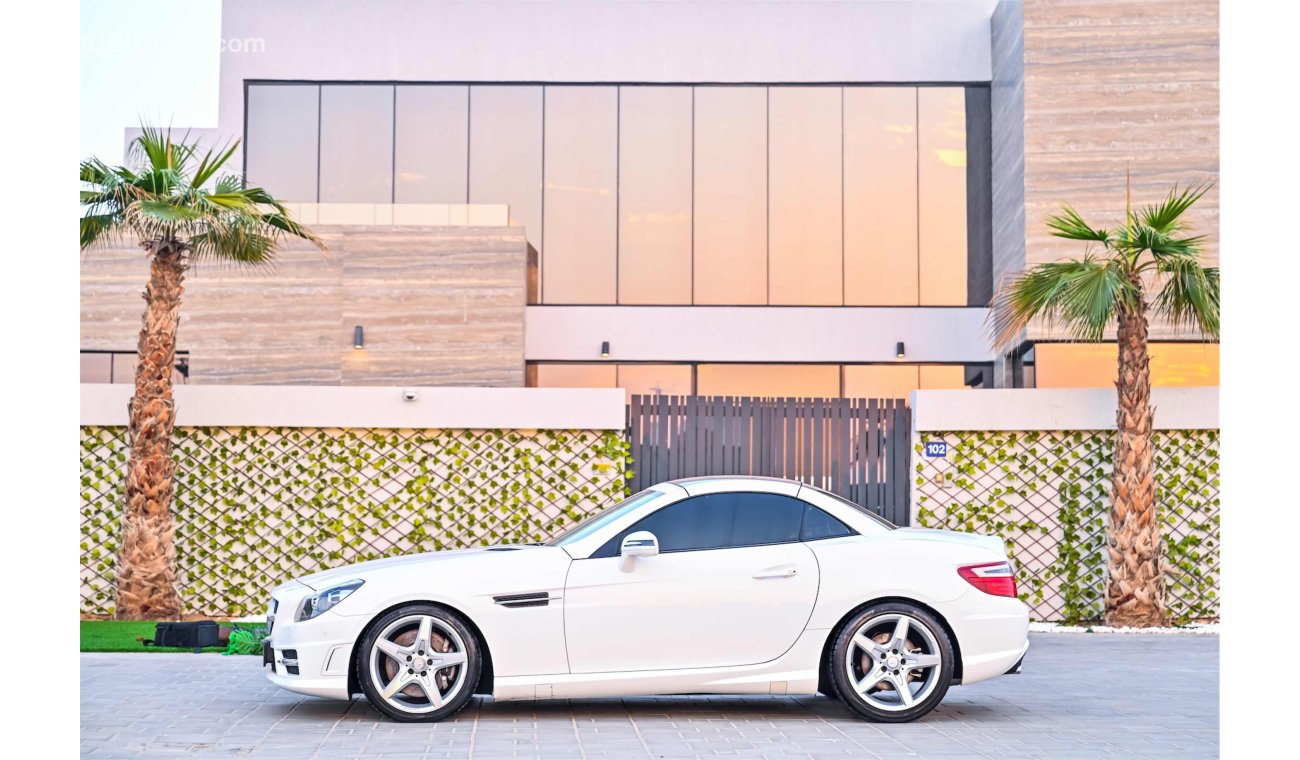 Mercedes-Benz SLK 200 AMG Convertible | 1,758 P.M (4 Years) | 0% Downpayment | Exceptional Condition!