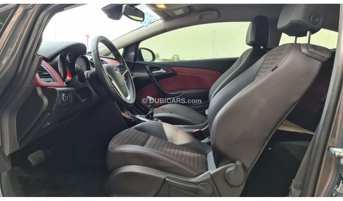 Opel Astra GTC 2016 1.4L Turbo GCC Perfect Condition