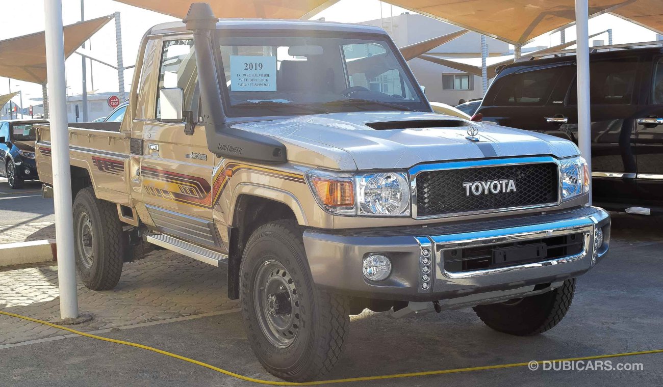 Toyota Land Cruiser Pick Up 4.5L V8 DIESEL WITH DIFF. LOCK