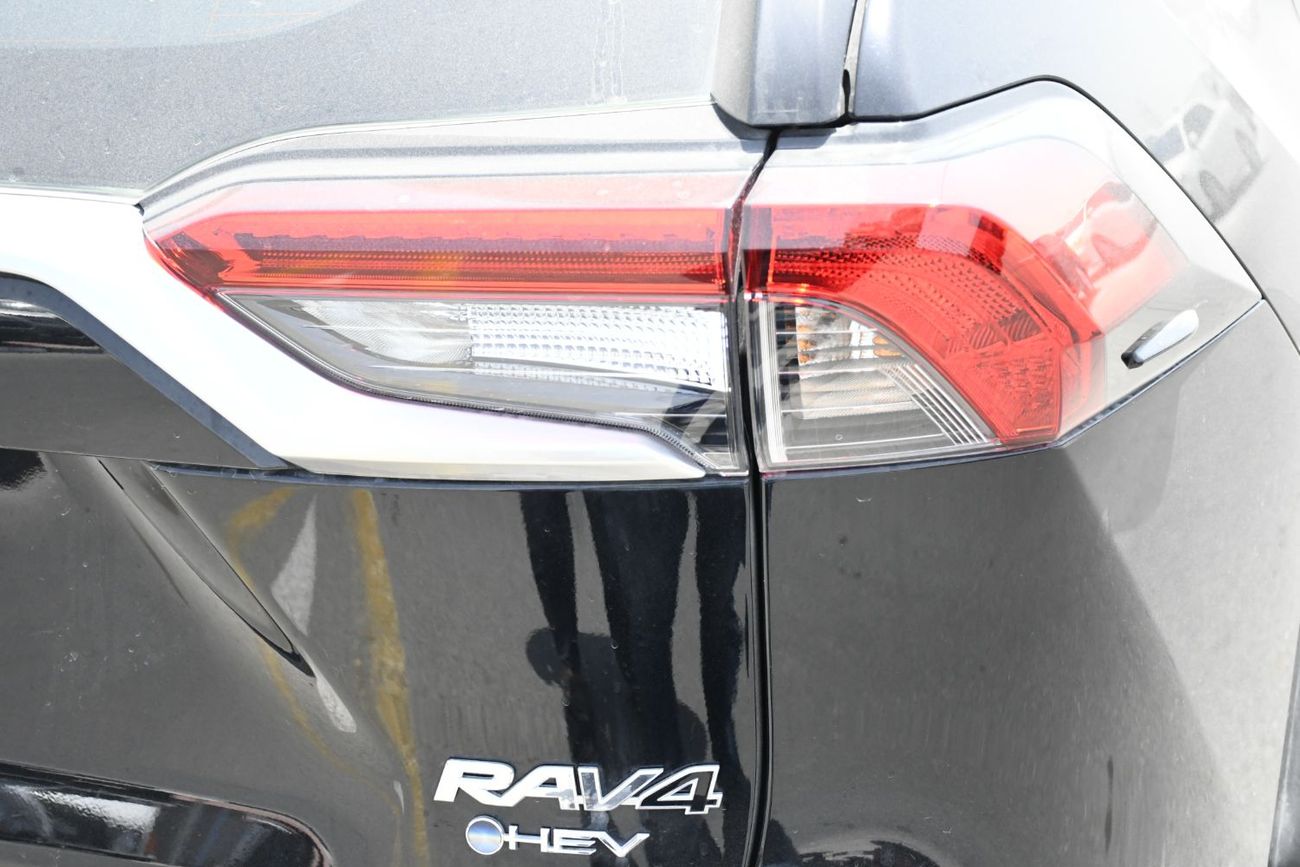 تويوتا راف ٤ Limited 2.5L HEV AWD With BSM Automatic (Ready Stock)