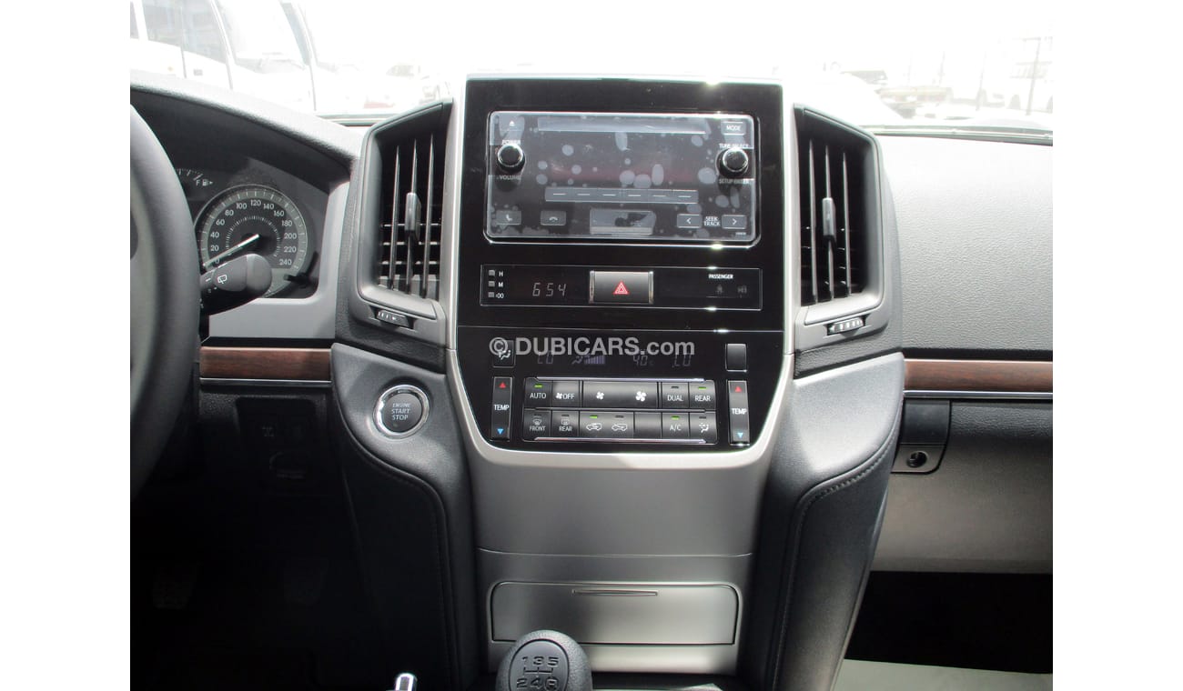 Toyota Land Cruiser - LHD - 200 4.5L V8 DIESEL GXR 8 SPL MANUAL - WINCH + DIFF LOCK