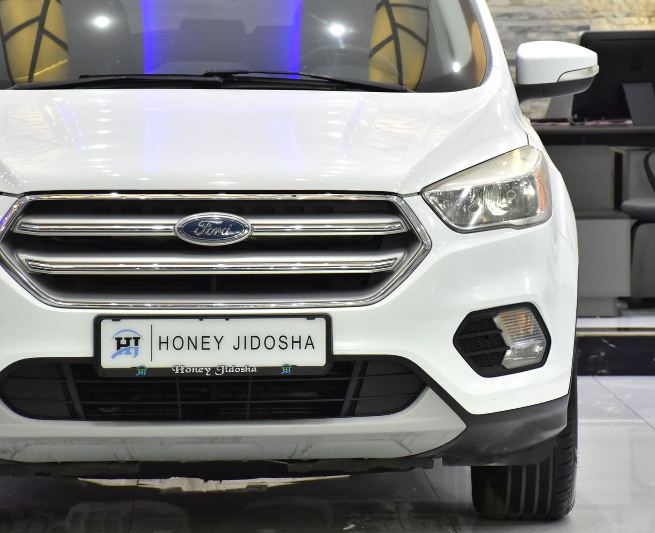 فورد إيسكاب EXCELLENT DEAL for our Ford Escape ( 2017 Model ) in White Color GCC Specs