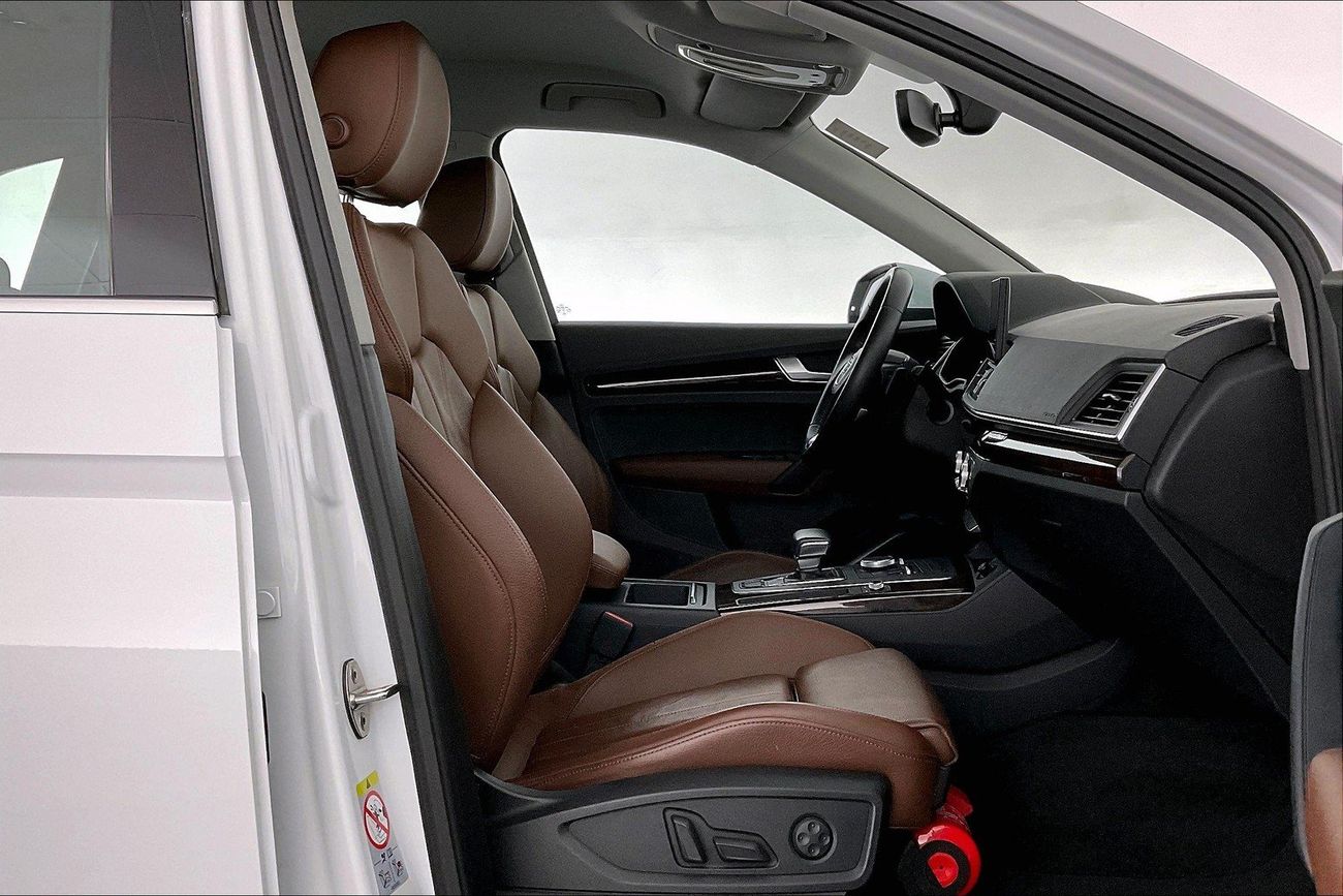 أودي Q5 45 TFSI quattro Basic | National Day Celebration | شامل الضمان | 0 ﺪﻔﻋﺓ ﺃﻮﻟﻯ