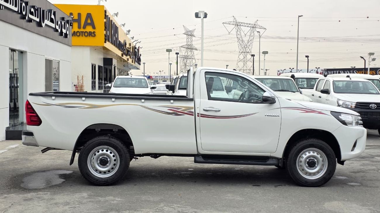 تويوتا هيلوكس 2026 Toyota Hilux Single Cabin M/T 4x4 2.7L Gasoline