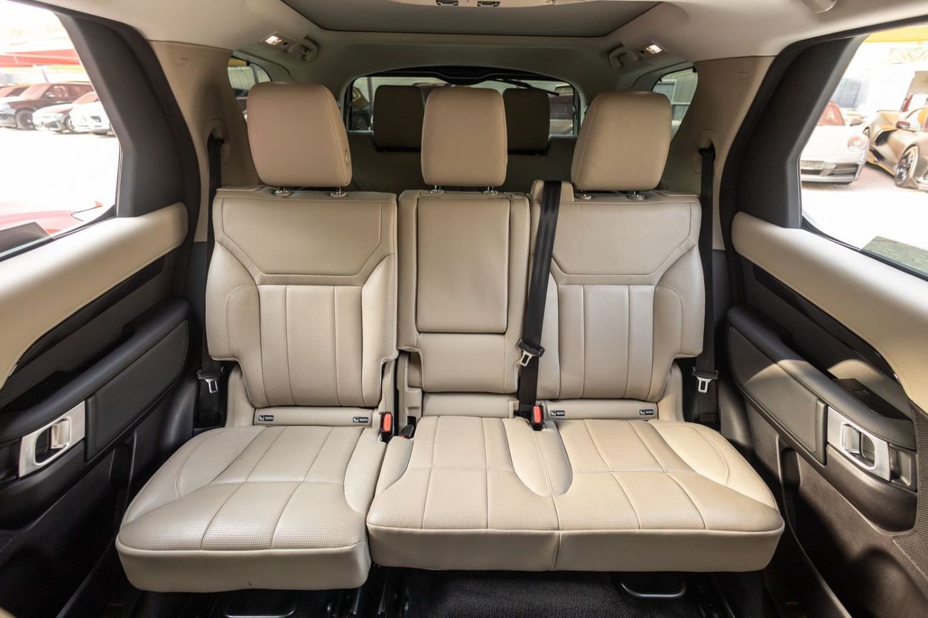 Land Rover Discovery SE Land Rover Discovery Si4 (7SEATER) 2019 GCC | Warranty for 1,296.00 AED monthly