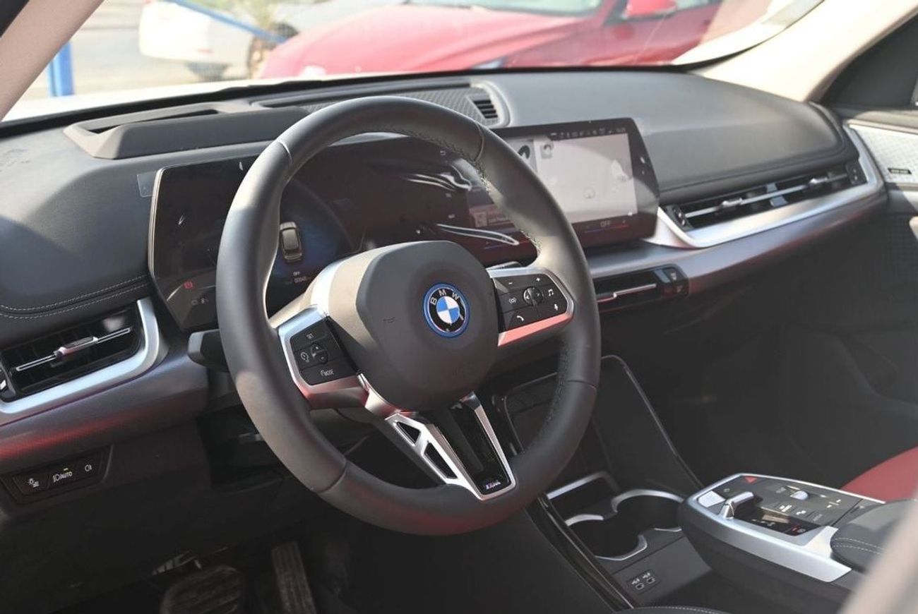 BMW iX1 BMW iX1 xDrive 30L M Sport Kit Model 2024, Color White