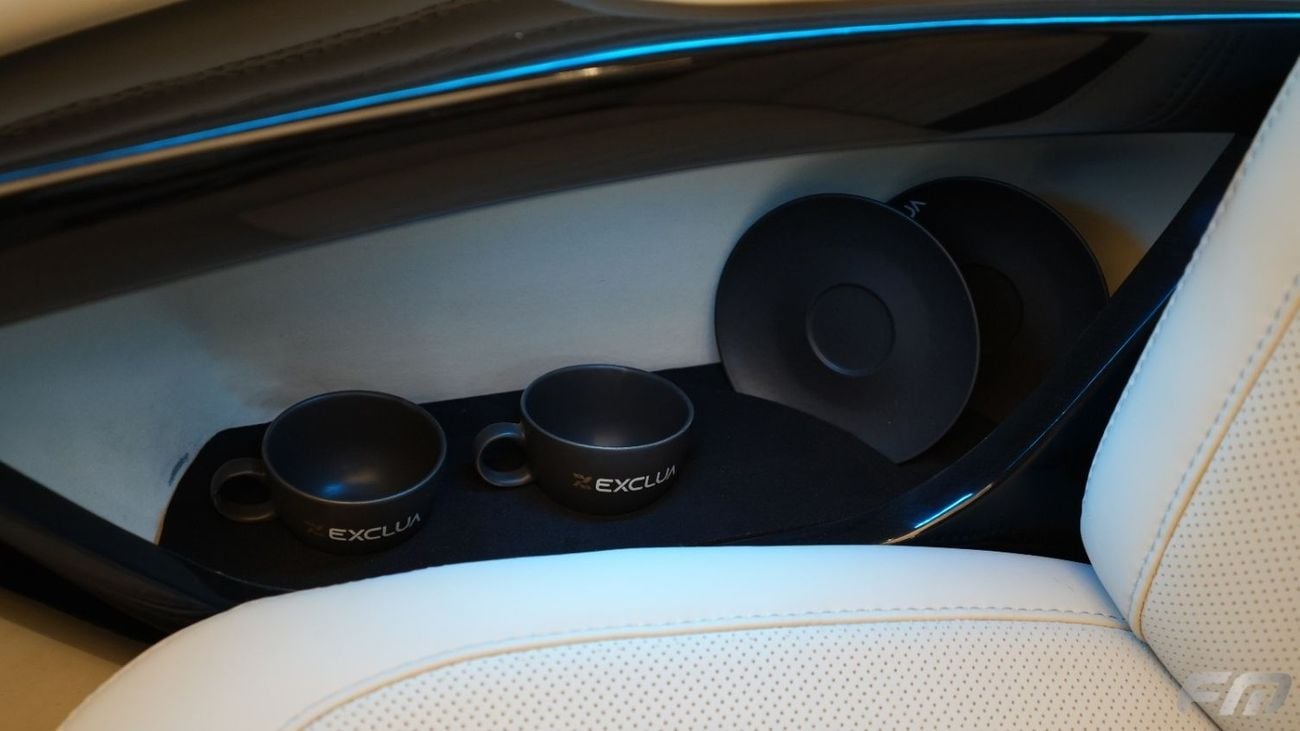 Mercedes-Benz V 300 Mercedes-Benz V 300 MERCEDES-BENZ V300 VIP BUSINESS VAN 2025 - BRAND NEW!!!