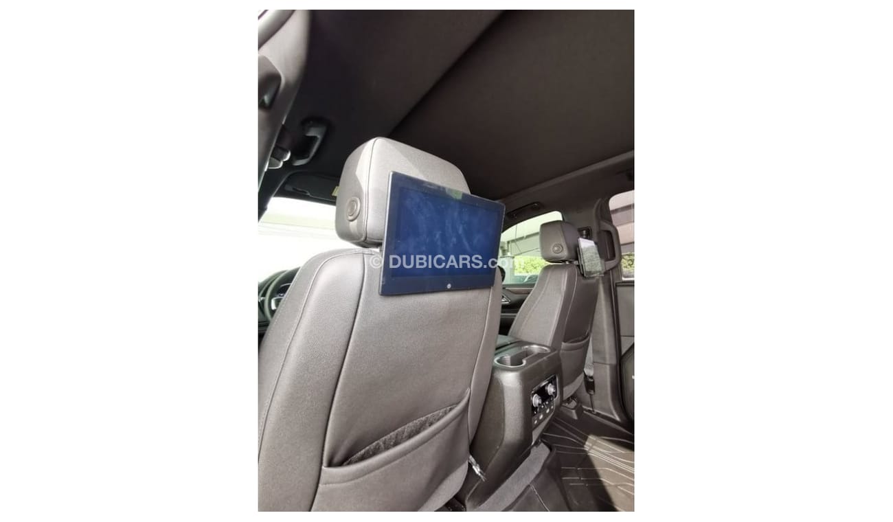 Chevrolet Suburban Chevrolet Z71 Suburban - 2023- Black