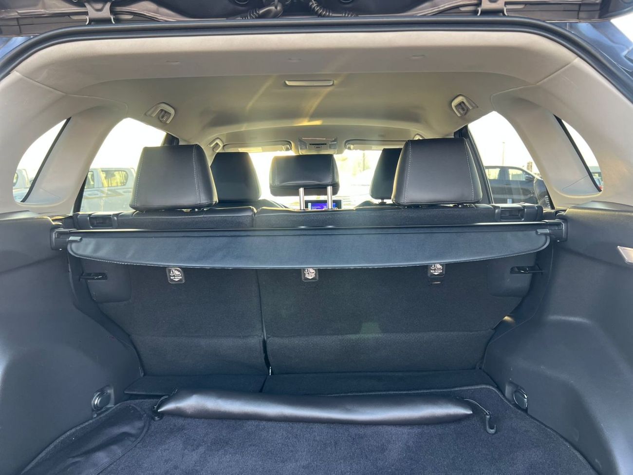 تويوتا راف ٤ 