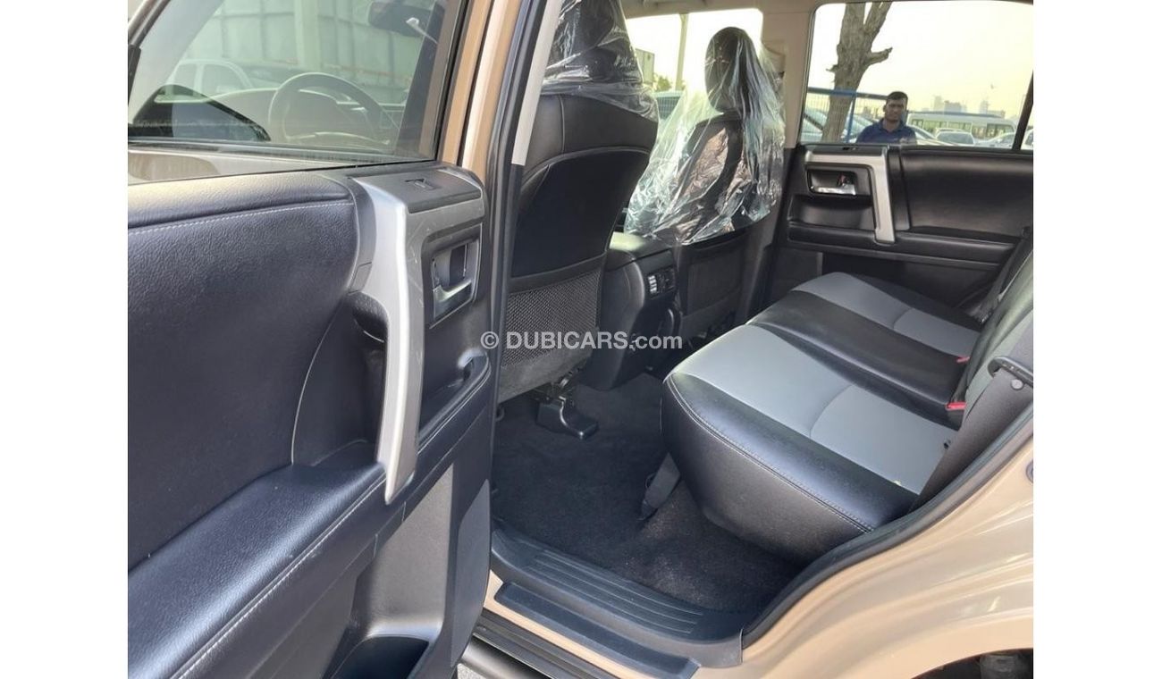 Toyota 4Runner SR5 PREMIUM 4WD 4.0L V6 2019 AMERICAN SPECIFICATION