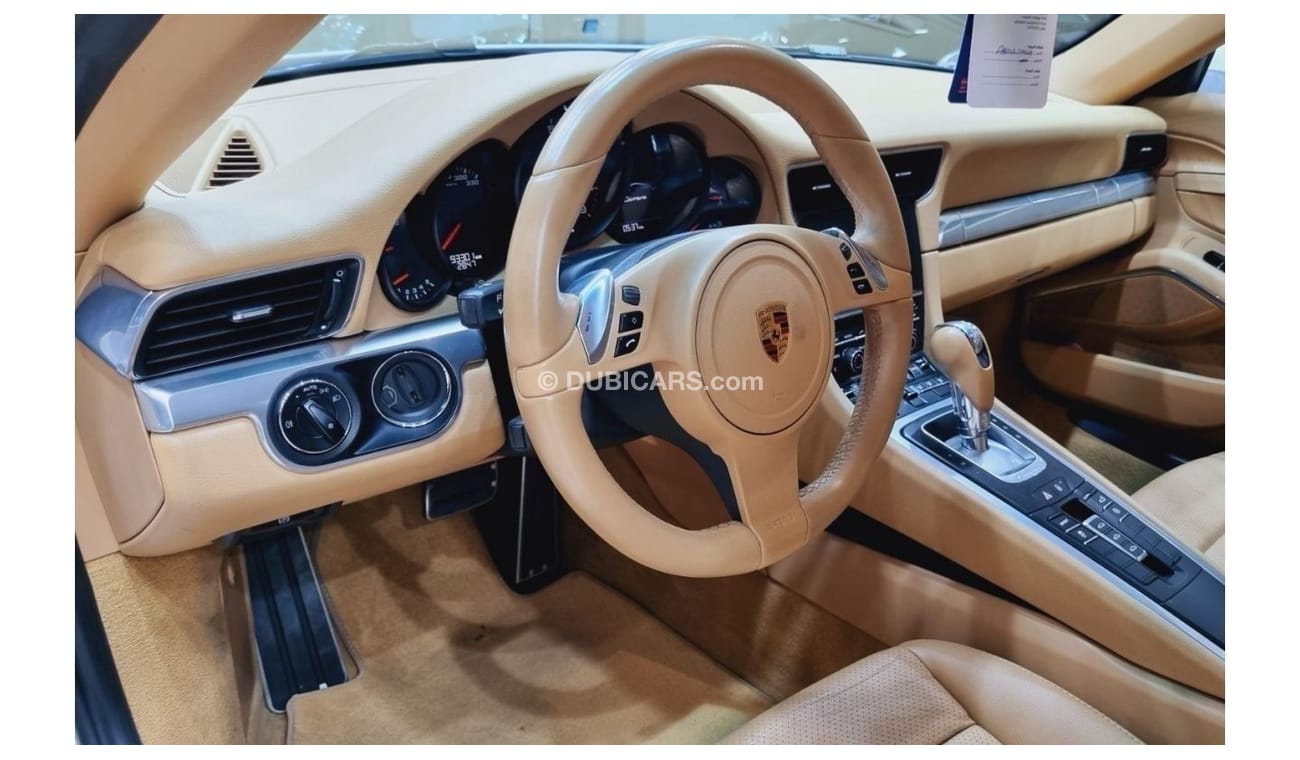 بورش 911 PORSCHE CARRERA 2012 GCC IN BEAUTIFUL SHAPE WITH PORSCHE SERVICE HISTORY FOR 209K AED