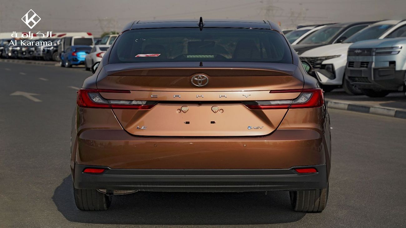تويوتا كامري LE 2.5L Hybrid | Panoramic Sunroof | Rear Camera | Wireless Charger | Lumbar Seat