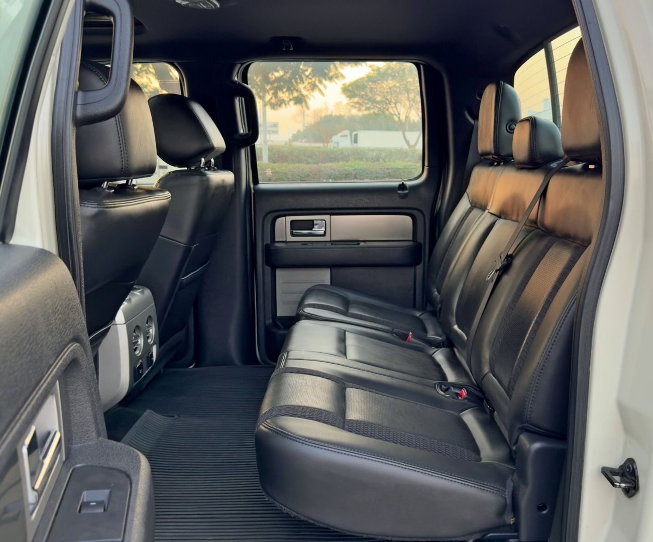 فورد إف-150 رابتور 2013 Ford F150 Raptor 6.2L SVT, GCC Specifications