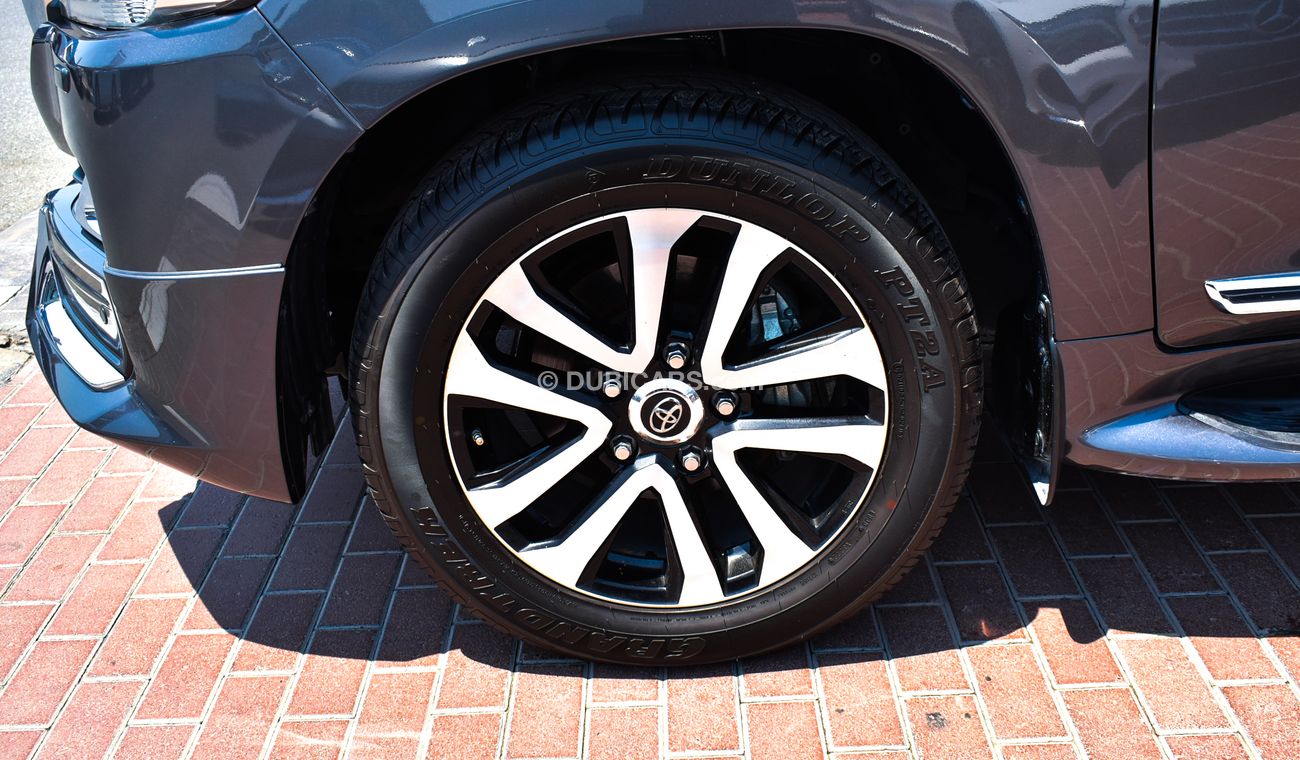 Toyota Land Cruiser VXR Grand Touring V8 5.7L