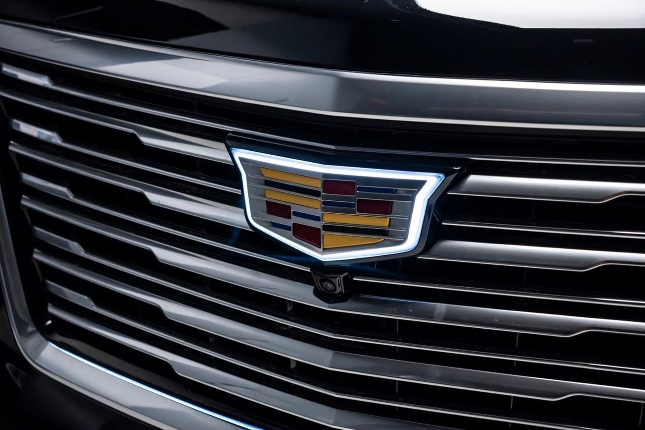 كاديلاك إسكالاد Sport Platinum 6.2L 4WD