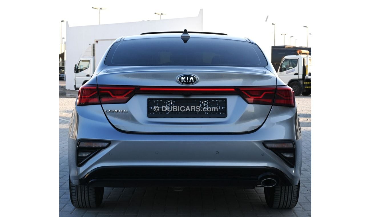 Kia Cerato Top Kia Cerato 2021 GCC full option in excellent condition