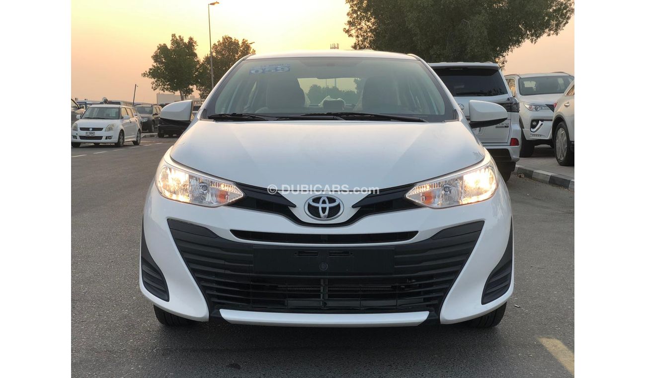 Toyota Yaris SEDAN, 1.3L, BASIC OPTION, MY2020