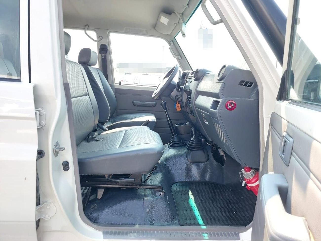 Toyota Land Cruiser Pick Up TOYOTA LAND CRUISER PICKUP LHD 2018 MODEL 4.2 L DIESEL MANUAL(PM42763)