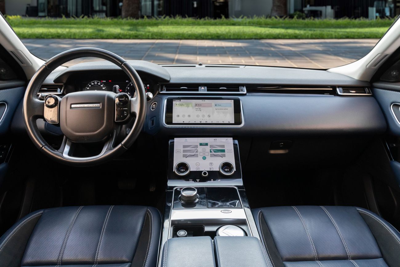 Land Rover Range Rover Velar Range Rover Velar R-Dynamic | 3,134 P.M | 0% Downpayment | Warranty!