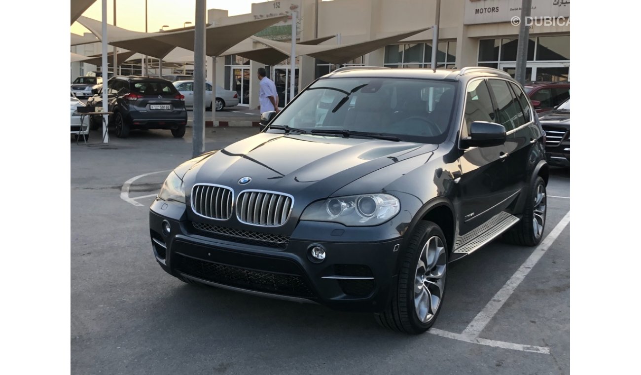 BMW X5 BMW X5 MODEL 2011 GCC CAR  PERFECT CONDITION FULL OPTION LOW MILEAGE