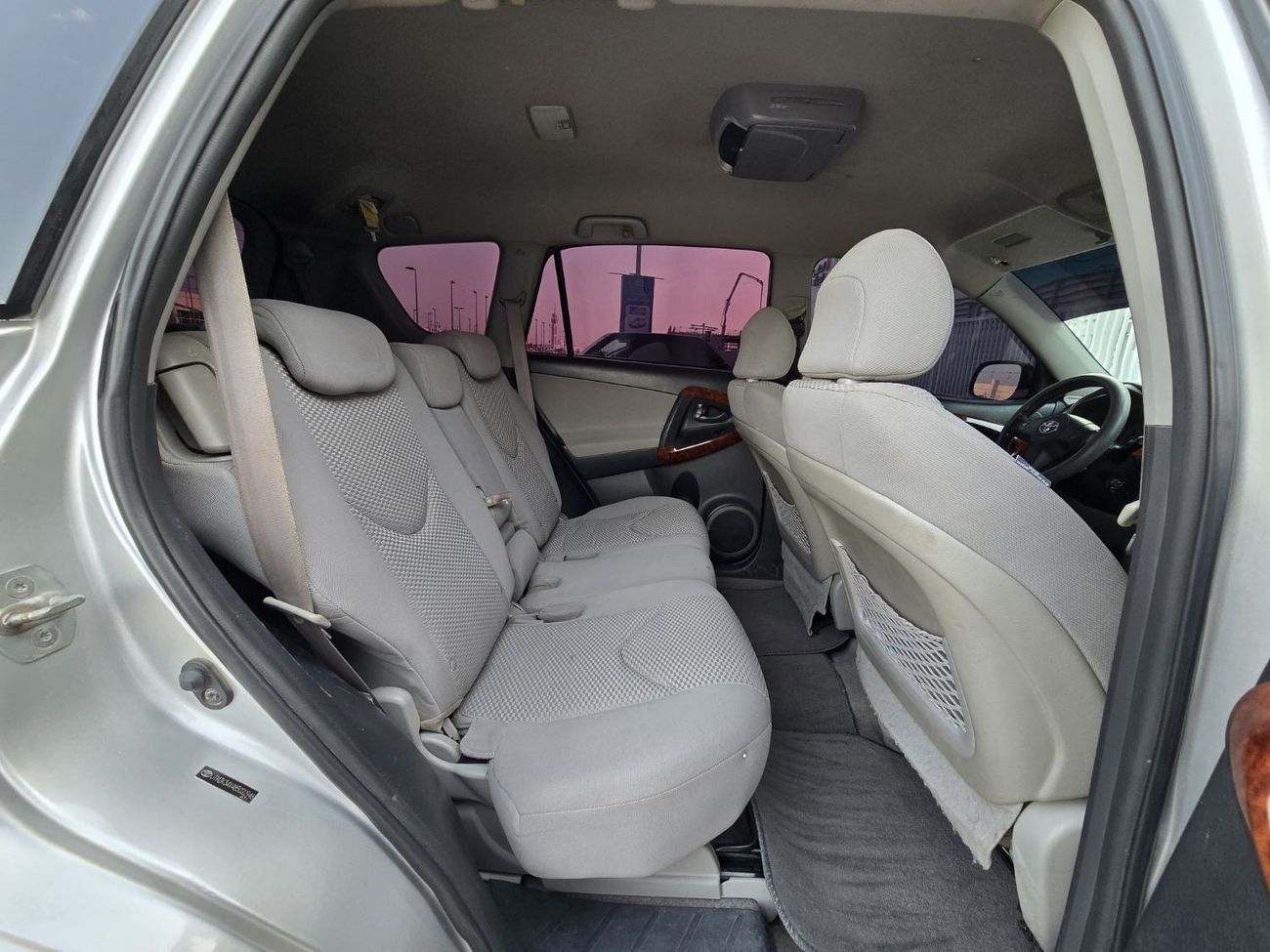 تويوتا راف ٤ TOYOTA RAV 4 2008 // 7 SEATS // PERFECT CONDITION INSIDE OUT SIDE