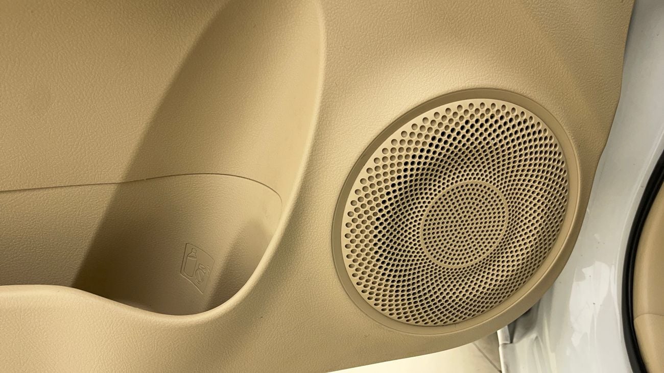 تويوتا يارس SE 1.5 | بدون دفعة مقدمة | اختبار القيادة في المنزل