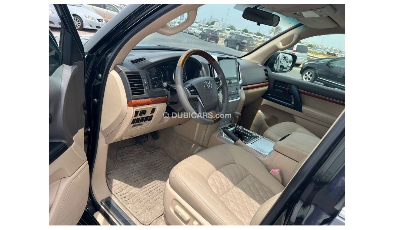 Toyota Land Cruiser “Offer”2012 Toyota Land Cruiser GXR+ 4.6L V8 - 2022 Modification GCC Specs / EXPORT ONLY