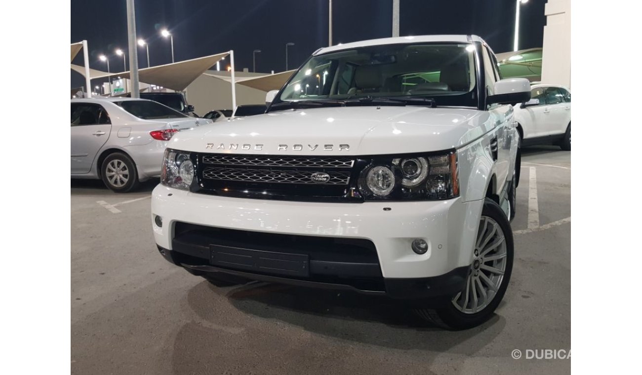 Land Rover Range Rover Sport SE Car good condition GCC services agency low km