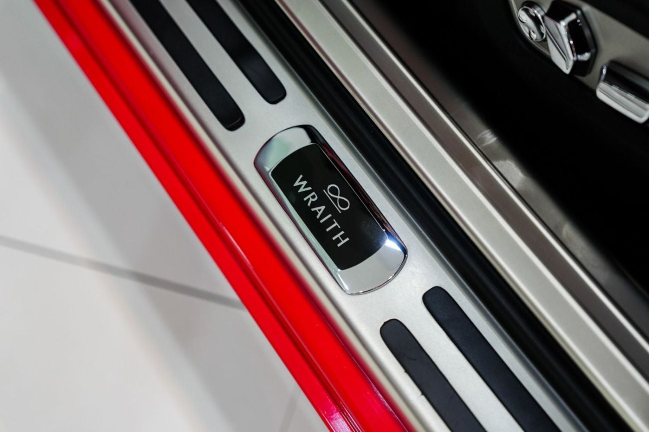 Rolls-Royce Wraith Black Badge, Two-Tone Exterior, Bespoke Audio, Starlight, GCC Specs!!