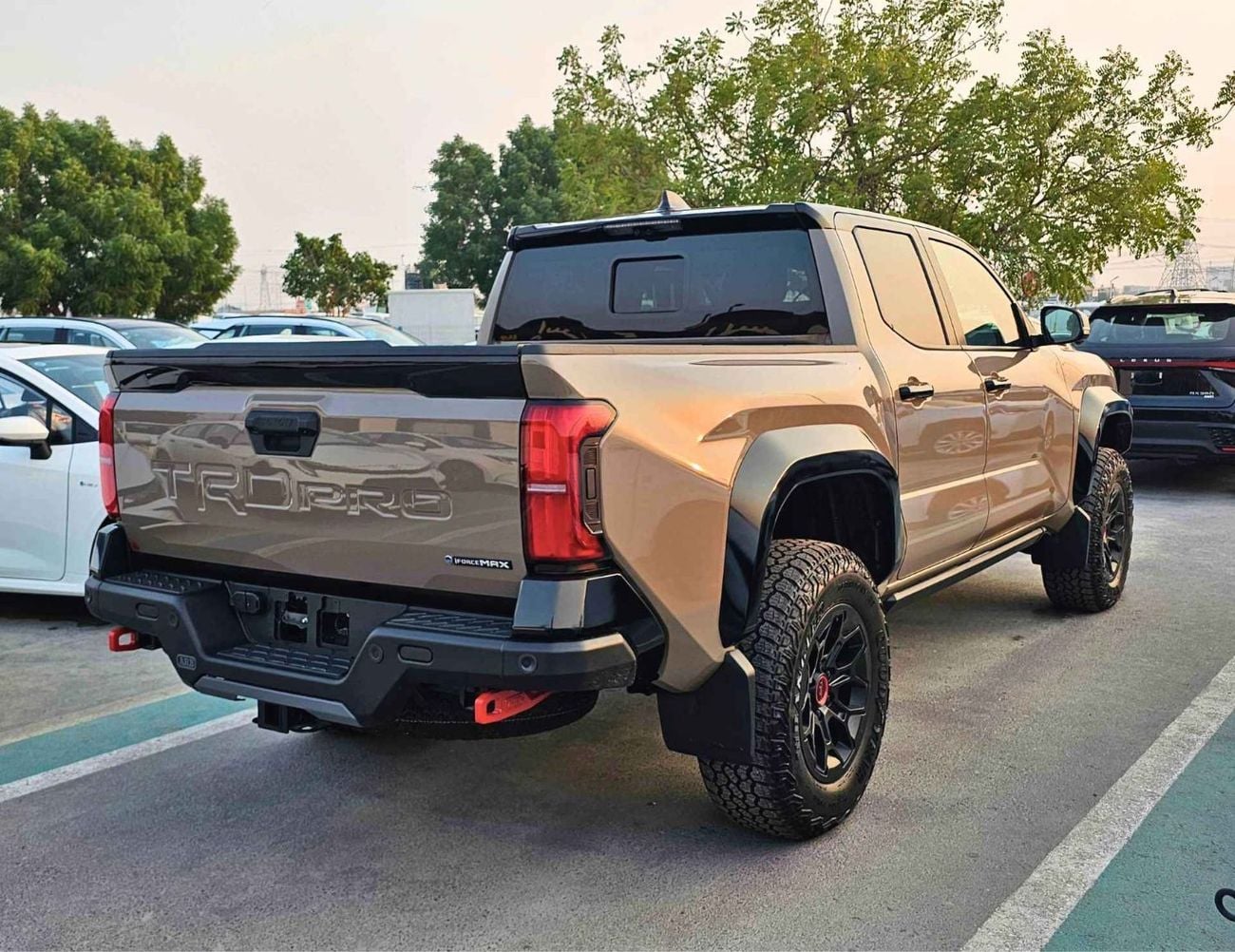 Toyota Tacoma TRD PRO HYBRID iFORCE MAX/2.4L PETROL PICKUP/SUNROOF, LEATHER, RADAR/ (CODE# TTCPHV)