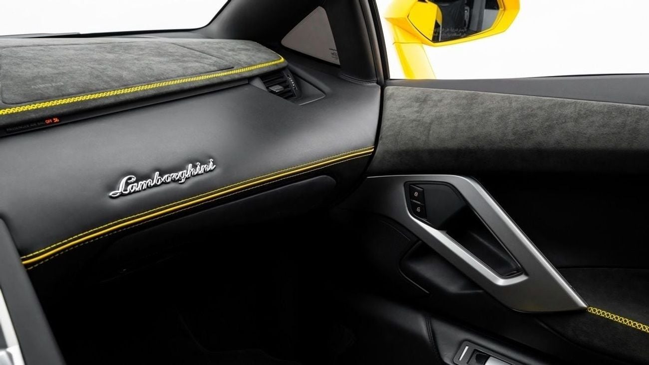 Lamborghini Aventador LP 700-4 - 2014 - GCC Specs