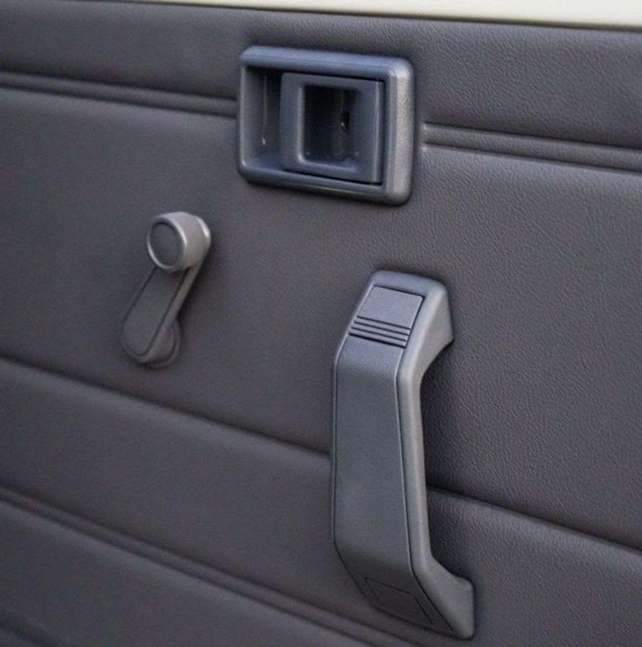 تويوتا لاند كروزر 70 Diff Lock | S/C | 4.2 L | V6 | A/T