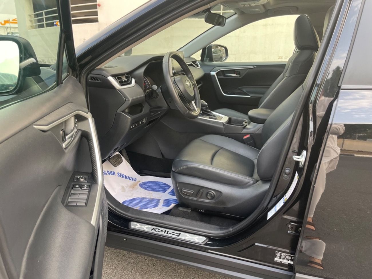 Toyota RAV4 2019 RAV4 xle AWD premium