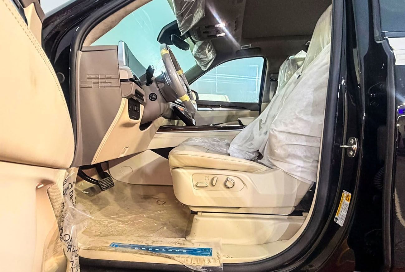 Cadillac Escalade SPORT
