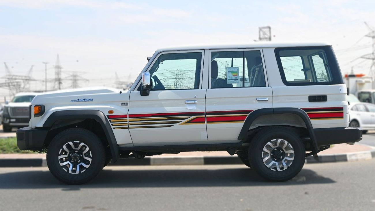 تويوتا لاند كروزر 70 Toyota Land Cruiser LC76 Hardtop 2025 2.8L Diesel