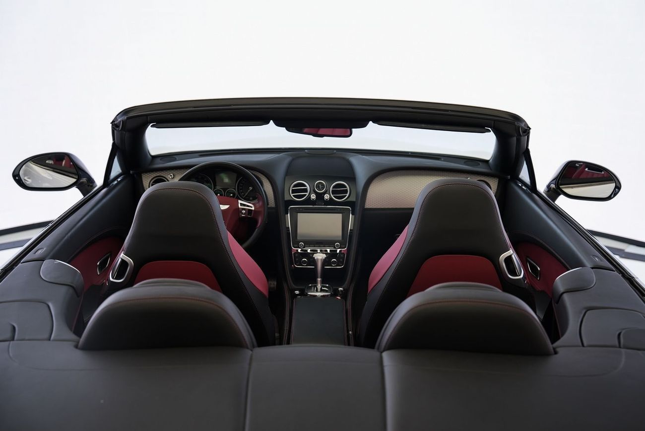 بنتلي كونتيننتال جي تي سي Bentley GTC V8 S