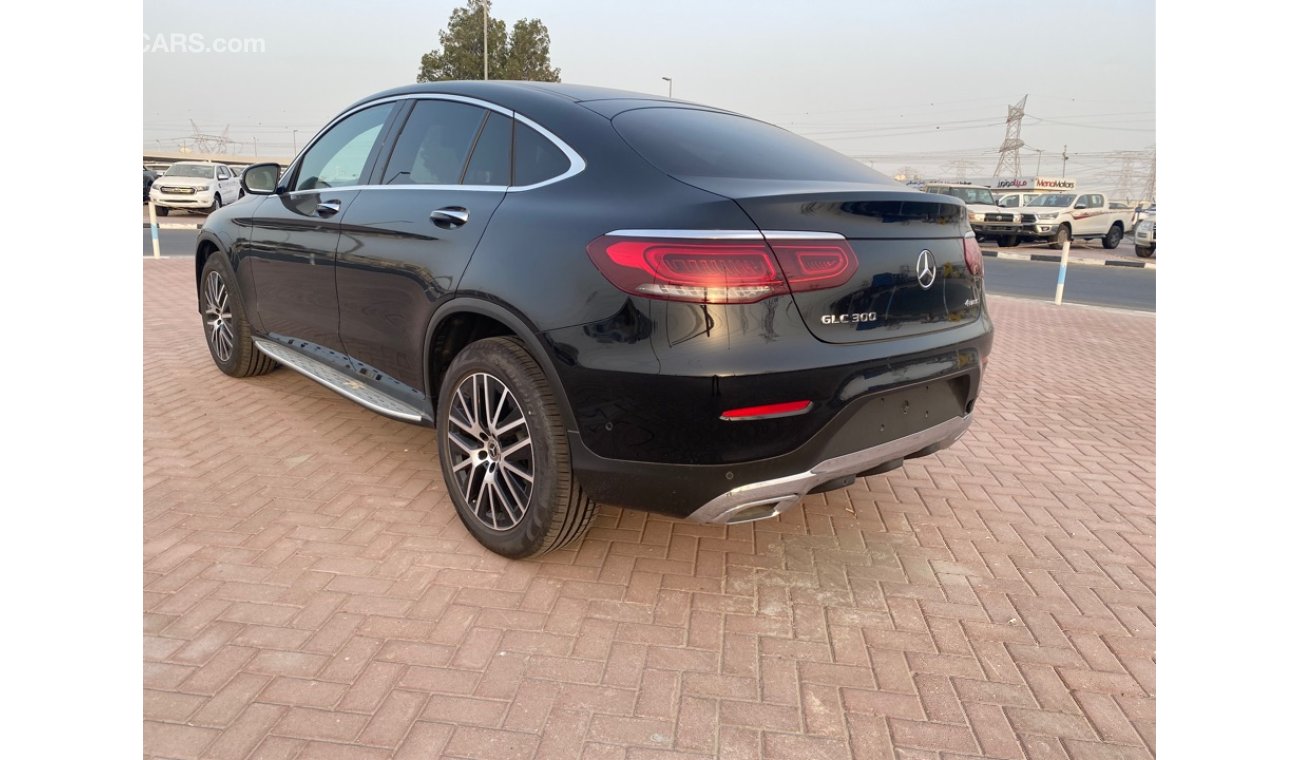 مرسيدس بنز GLC 300 2021 2.0L GLC300 FOR LOCAL AND FOR EXPORT